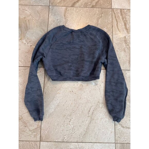 Alphalete camo crop top cutoff sweatshirt large logo size small women's - Picture 3 of 3